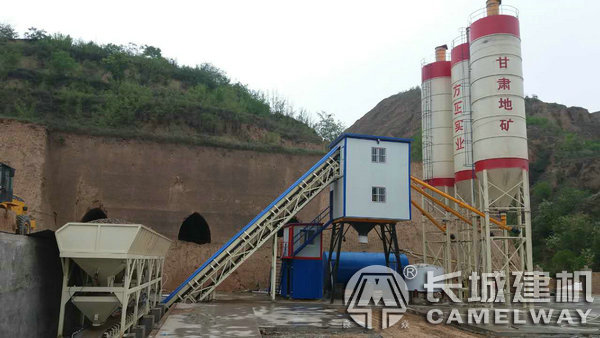 小型混凝土預(yù)制設(shè)備