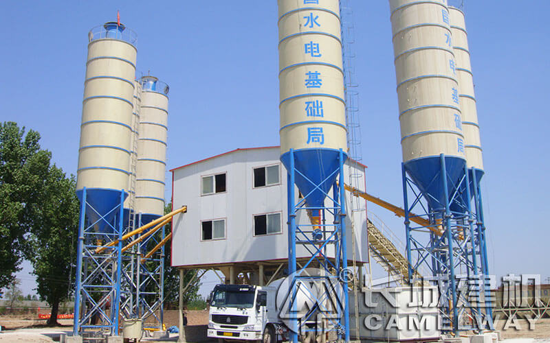 兩方的商砼攪拌站多少錢，用什么型號主機