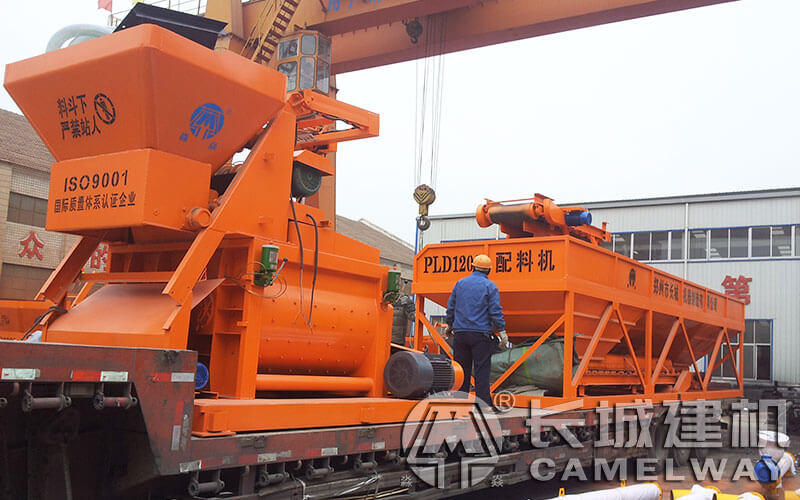 35混凝土攪拌站多大產(chǎn)量，設(shè)備特點(diǎn)是什么