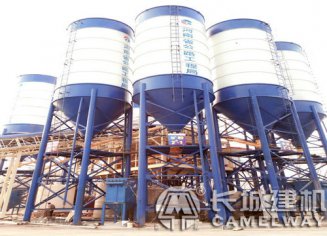 大型攪拌站型號(hào)圖片，大型攪拌站每小時(shí)產(chǎn)量